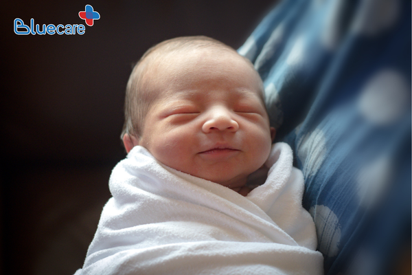 có nên vỗ rung long đờm cho trẻ sơ sinh không